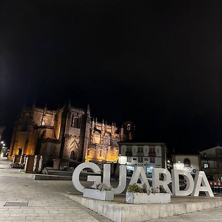 Rustico T1 No Centro Cidade Guarda Eksteriør billede